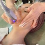 ハイドラ毛穴洗浄中